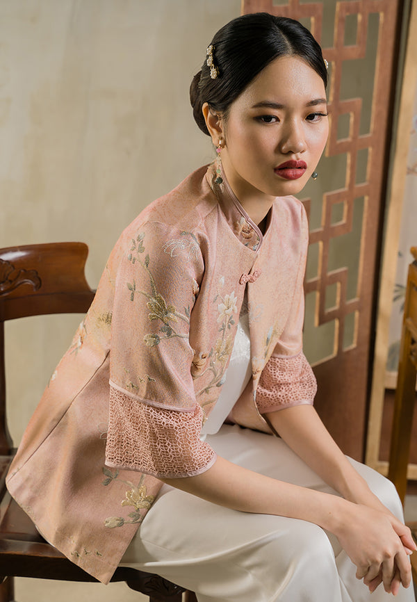 "Heirlooms" | Gwen Outer